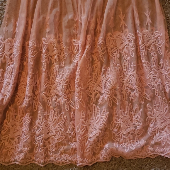 Top - Picture 3 of 3